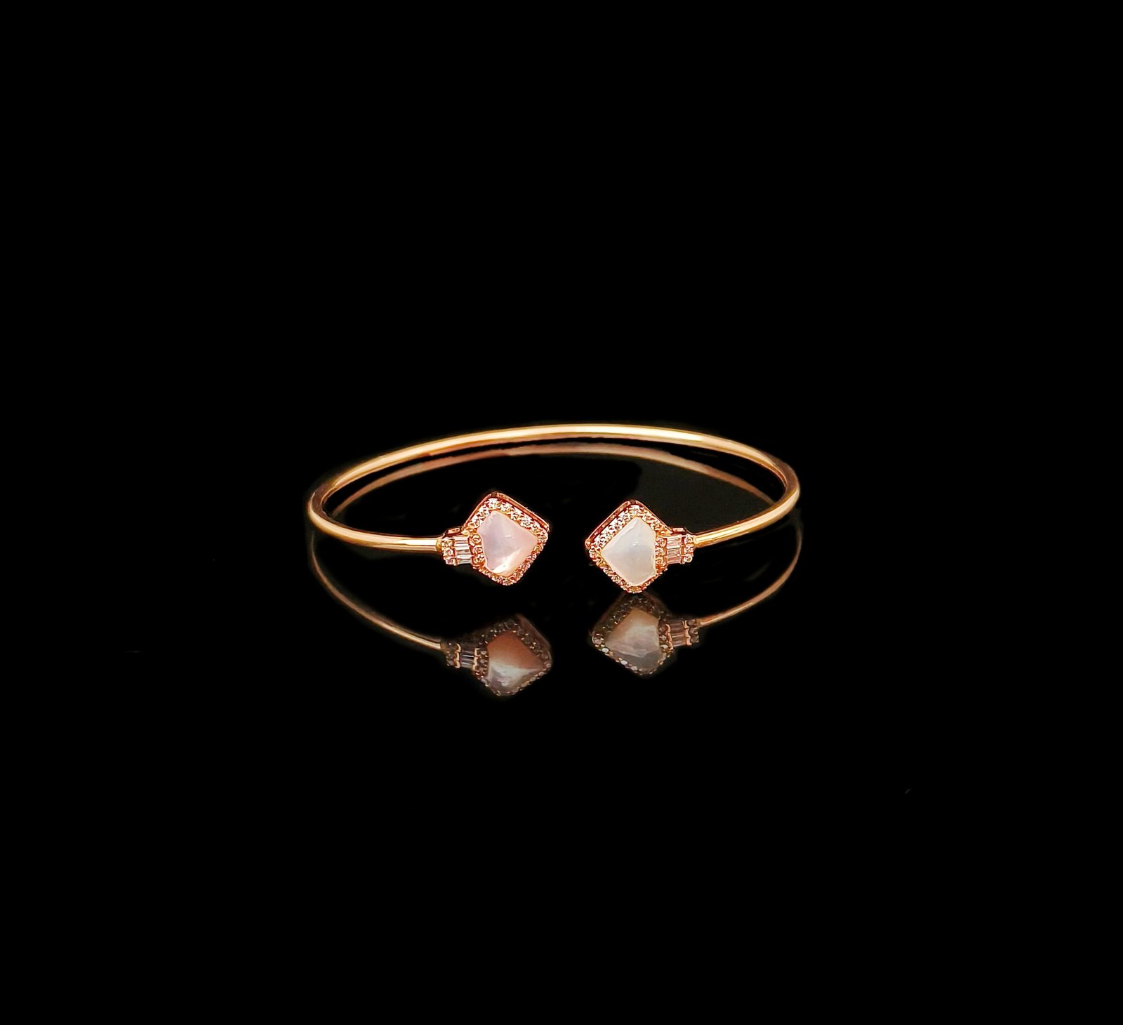 Timeless Rose Gold Bracelet In 18K Gold MGA - BRG0225