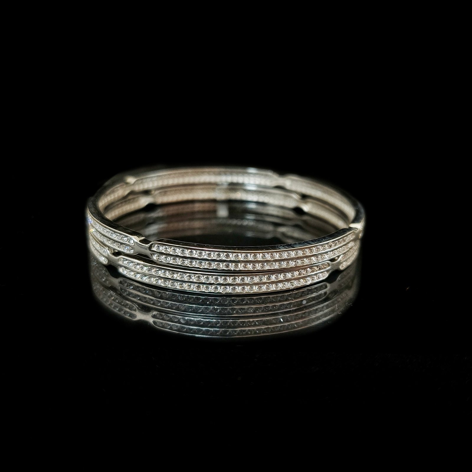 Kadli Bangle In 925 Sterling Silver With White Diamonds MGA-KD925/1363